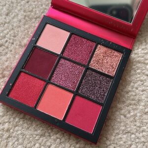 Huda Ruby Obsessions Palette
